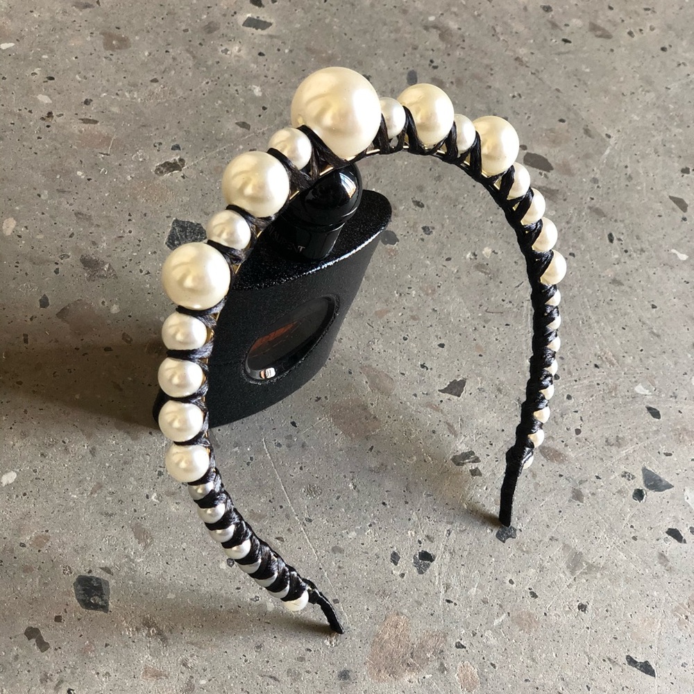 🎉 HP 🎉 Pearl headband Statement